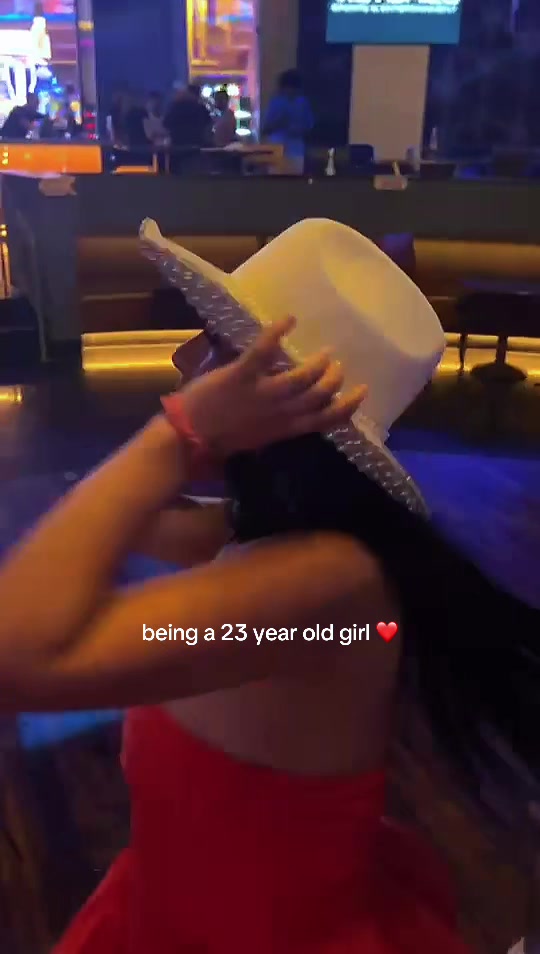 @KK 🌟
