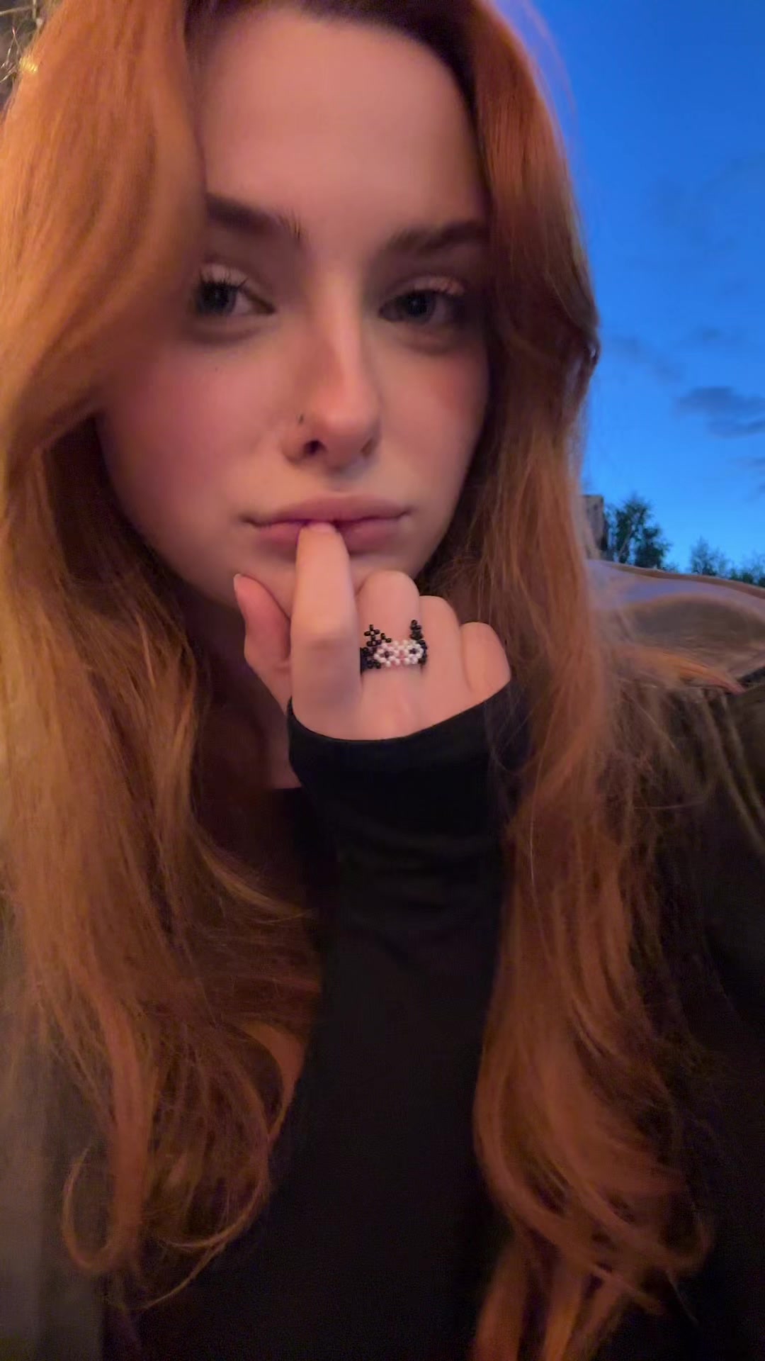 @аневикс