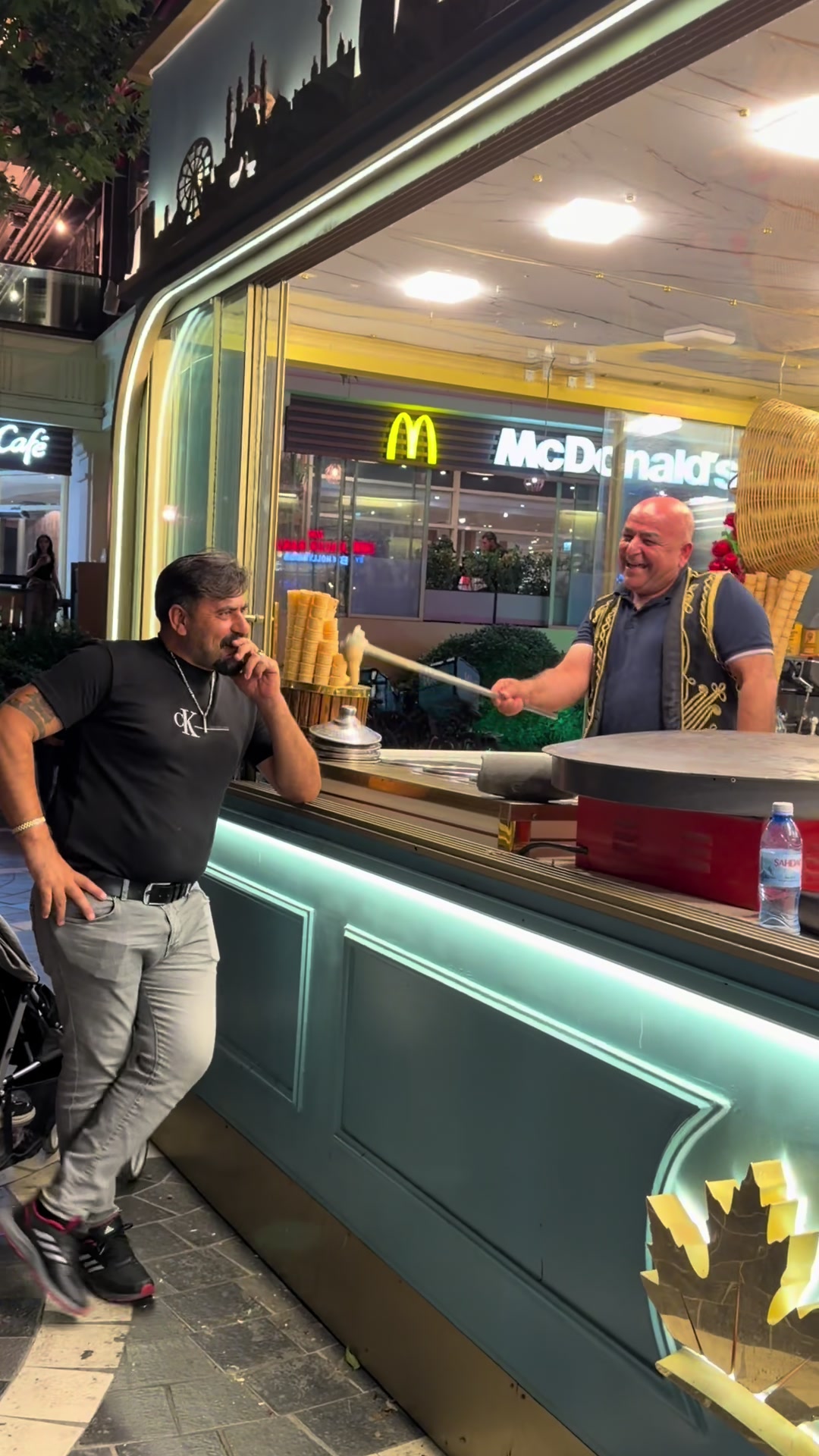 @Çılgın Dondurmacı