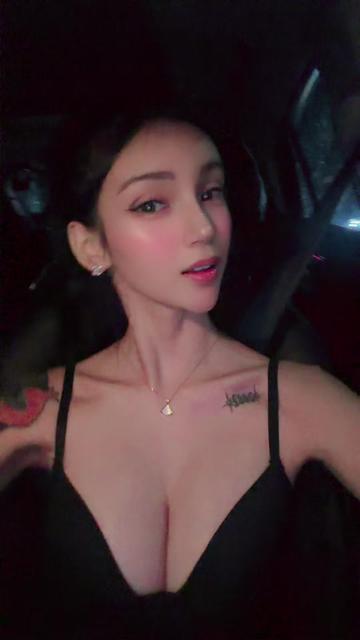 @AHLINA_👼