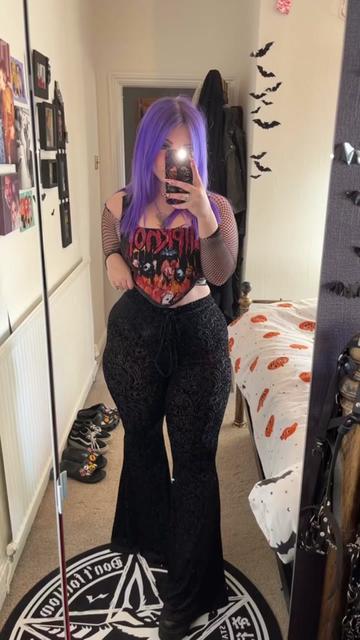 @𝕸𝖎𝖑𝖑𝖎𝖊🦇