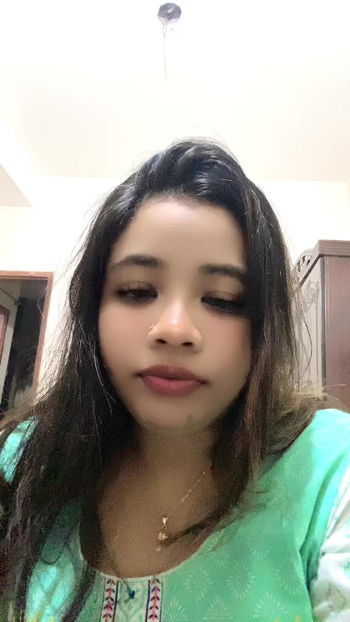 @🥰moni🥰