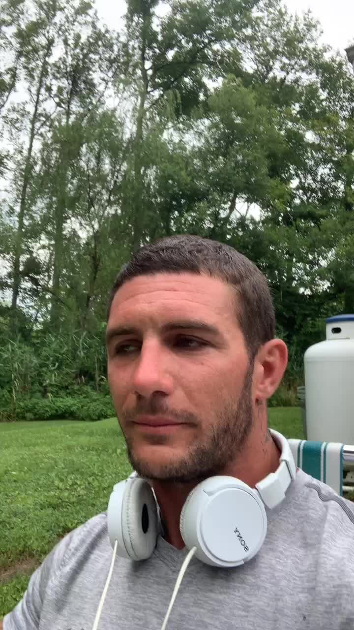 @CDeLucca