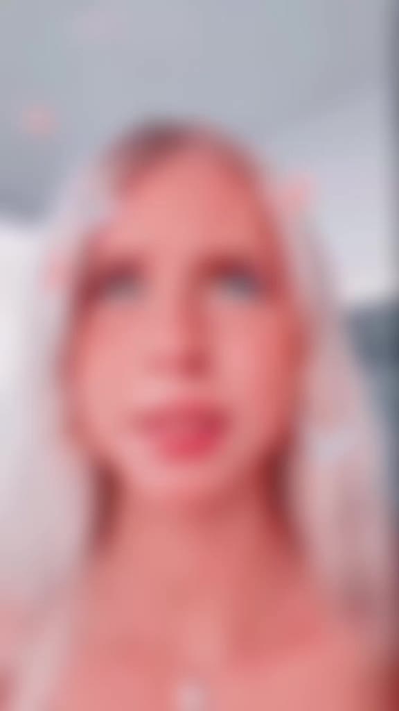 @//⤜ Chelly ⤜ 🐩