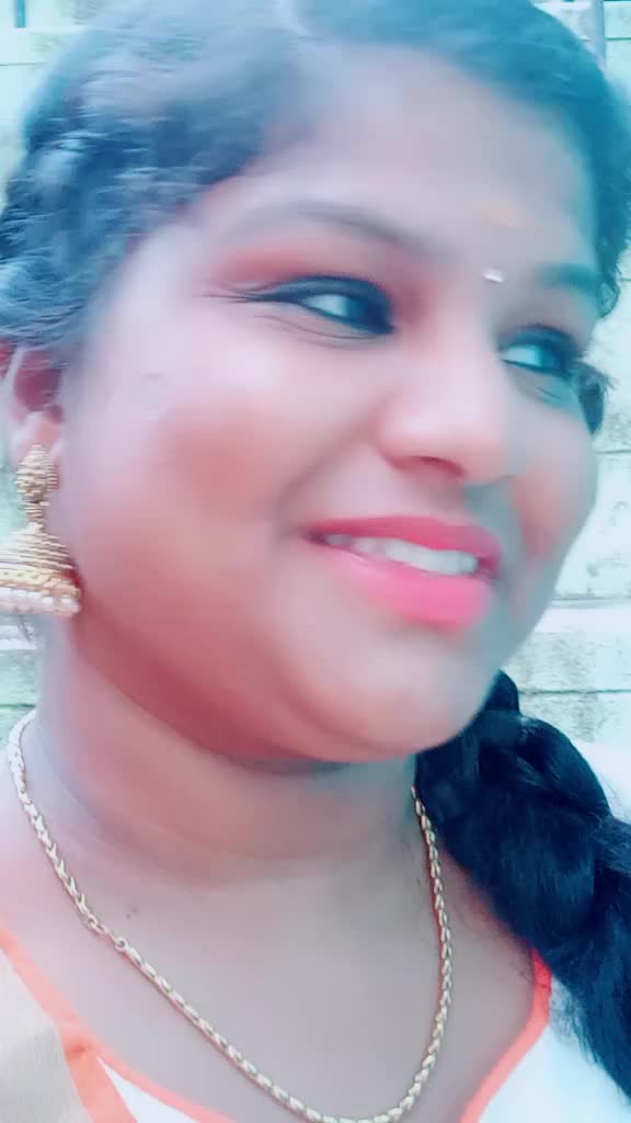 @😊ishu.......Eswari
