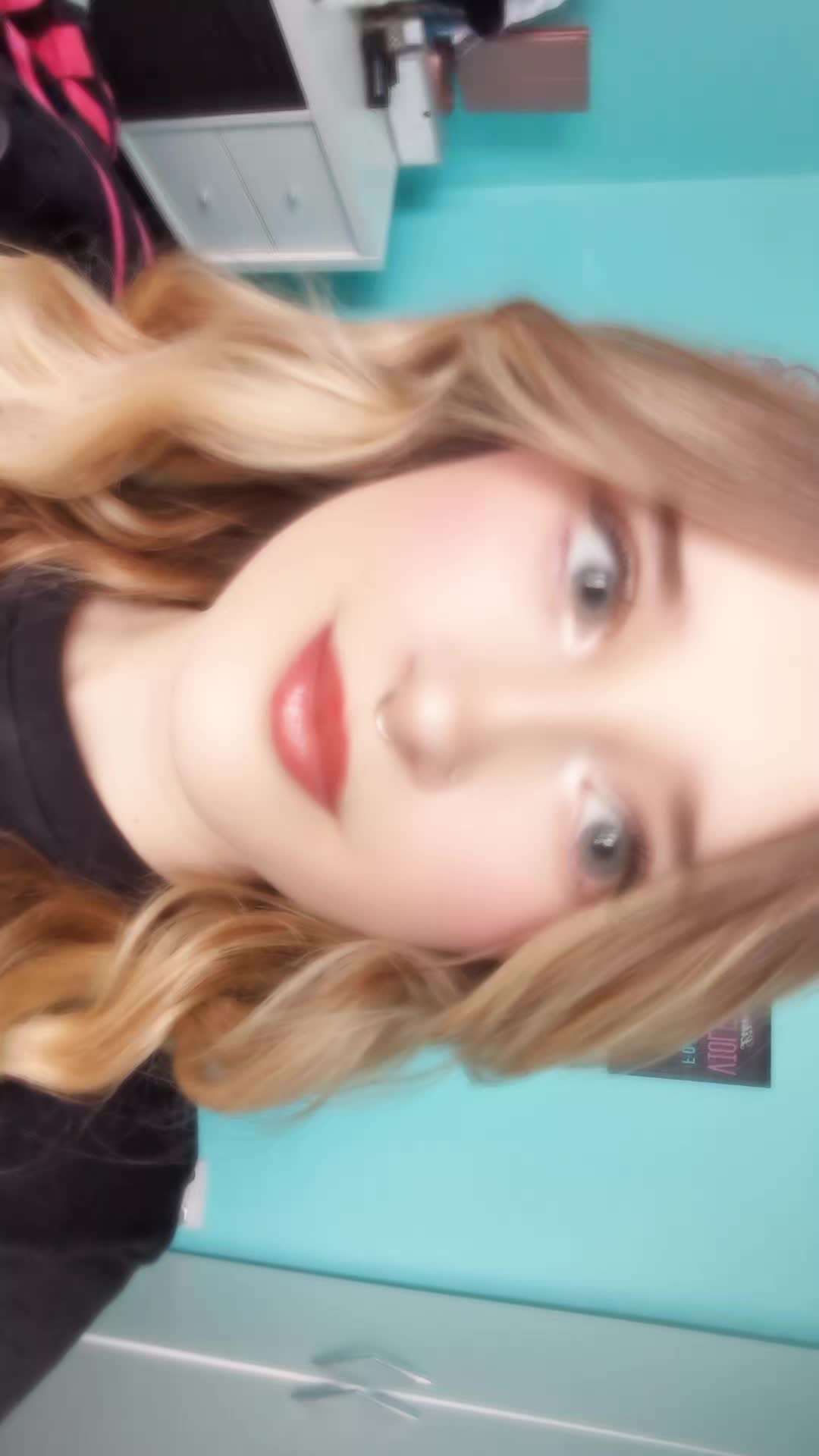 @<3