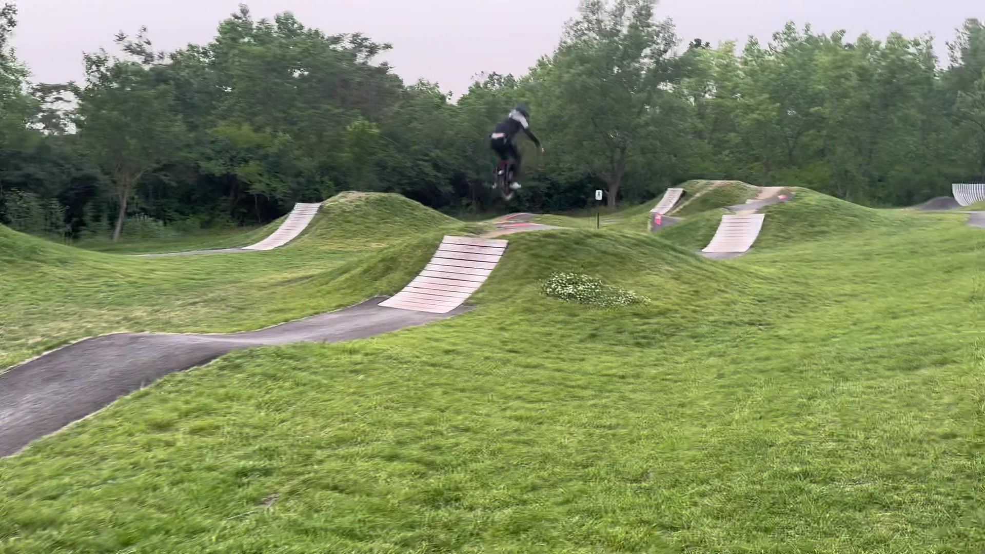 @Jeremy.Jumps.Alot