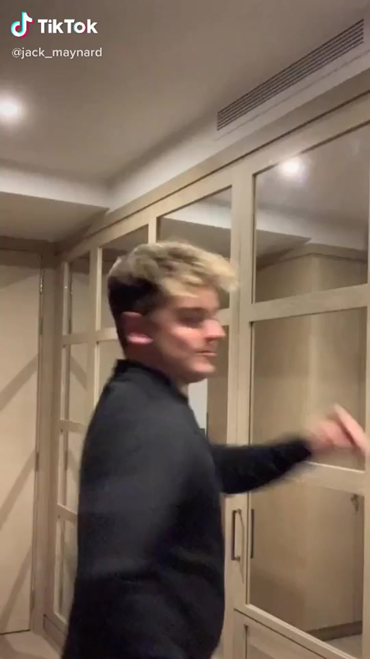 @He&rsquo;s so fit xx