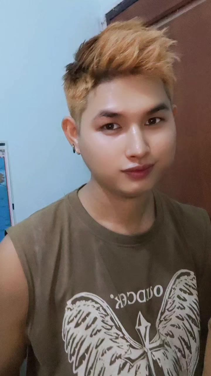 @Myat khaing Nyein