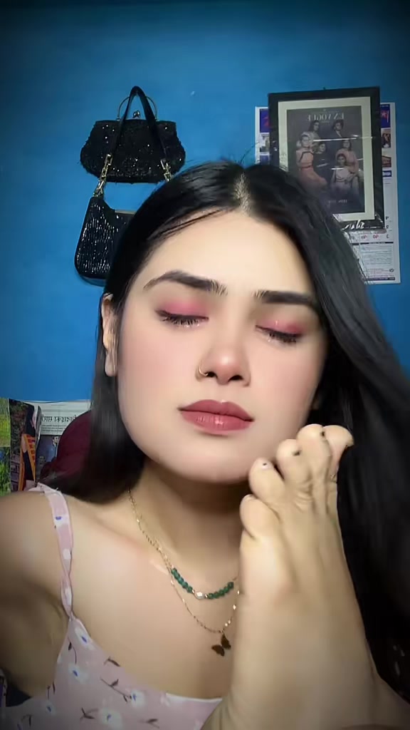 @Armless girl 👧 🦋❤️🔥🦋