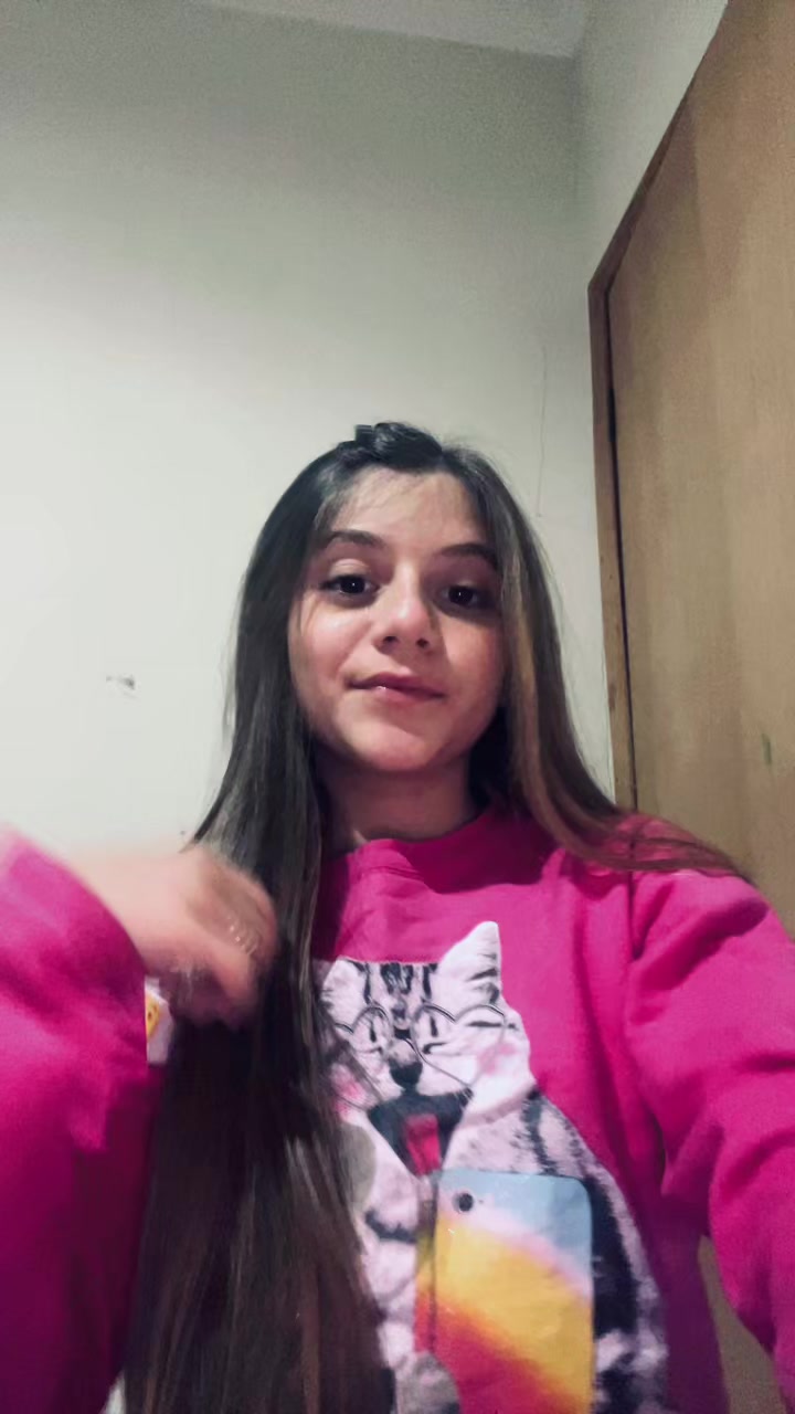@Lavínia🩷✨