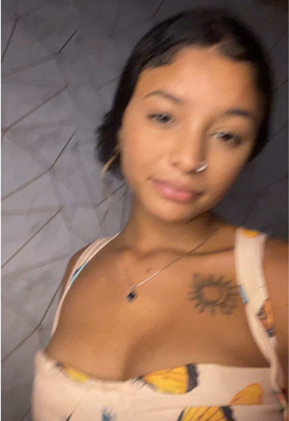 @Lívinha🌞