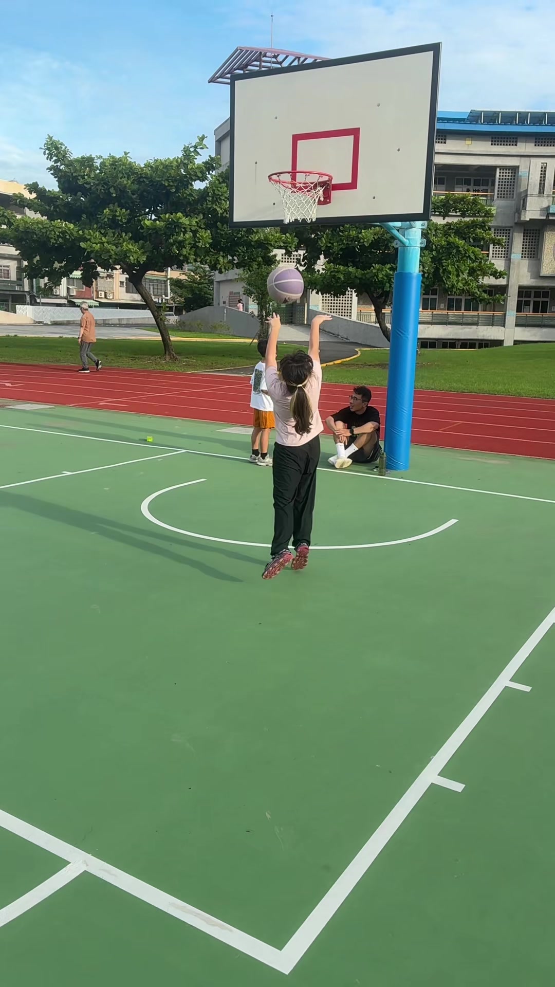 @婕婕&恩恩成長日記😆