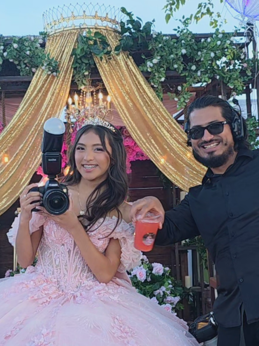 @JJ Quinceañera's Trending