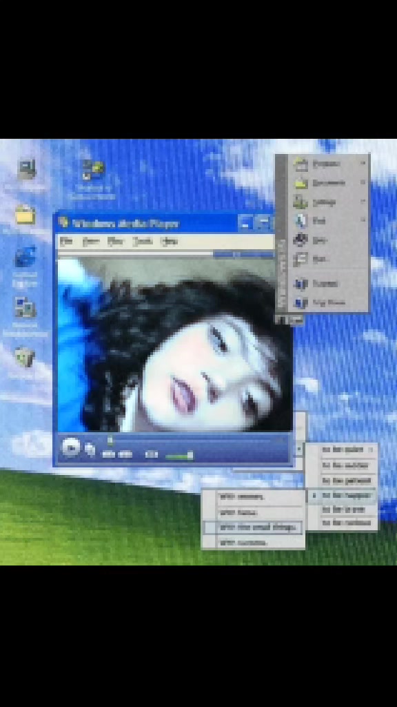 @𒀱Vicky a estranha𒀱