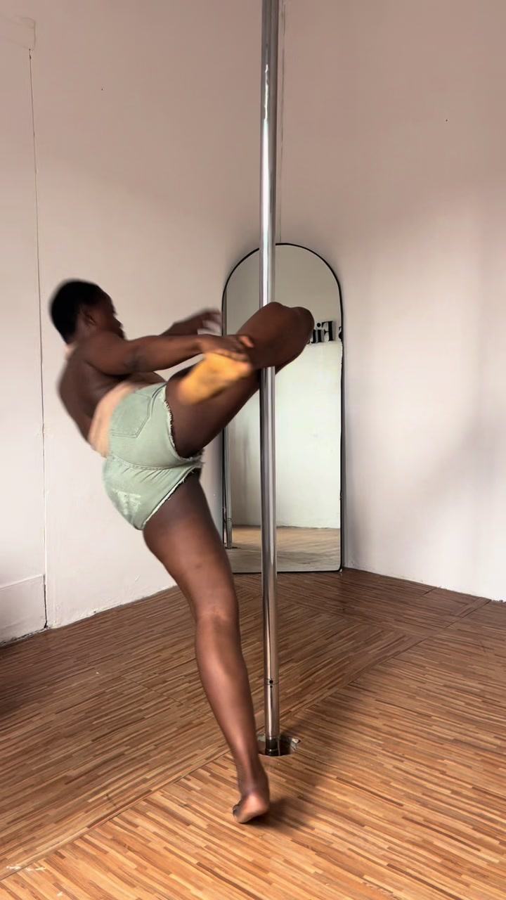 @Briana | Pole Artist 🇳🇬