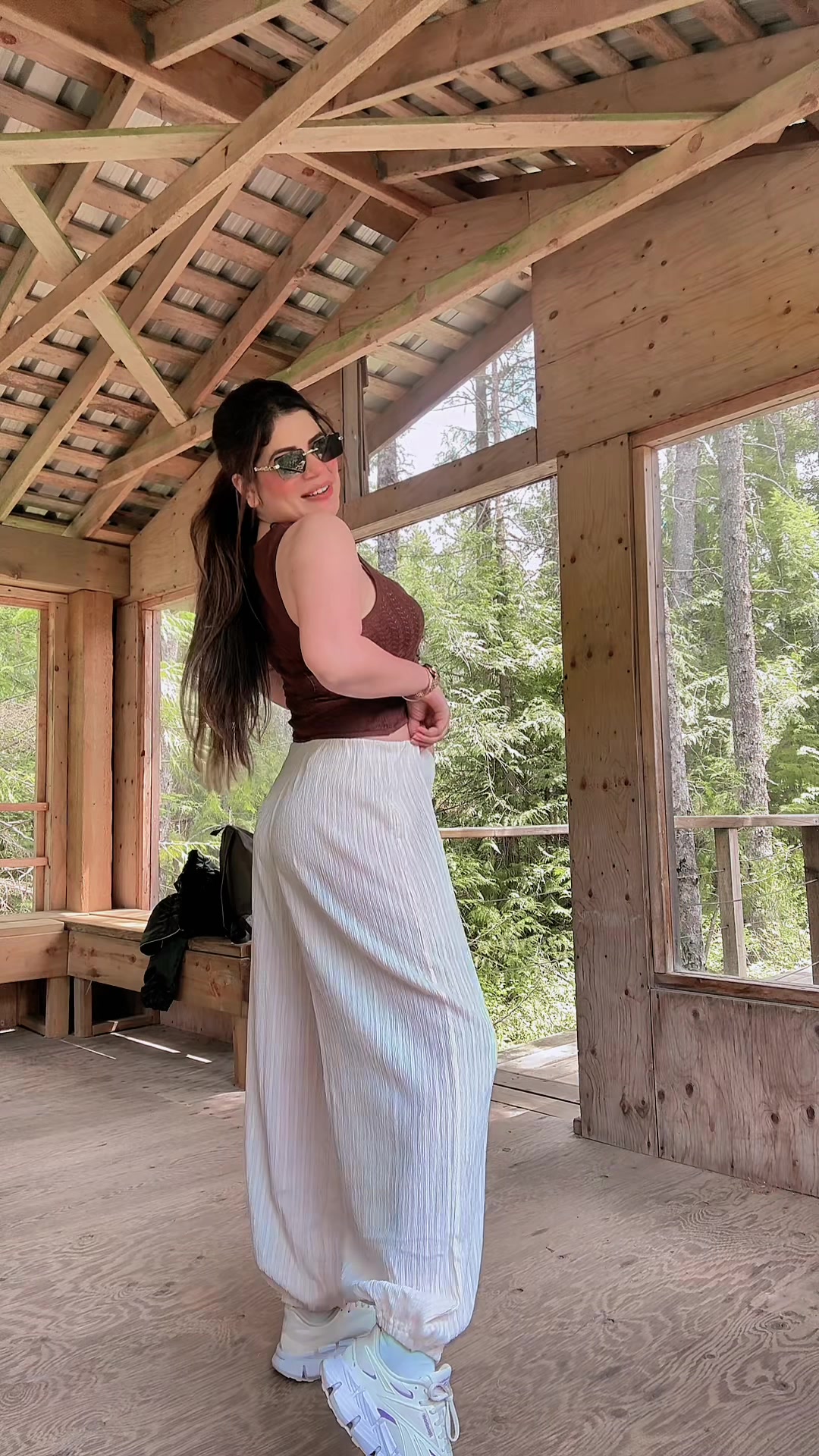 @Ayesha 🇮🇳🇨🇦