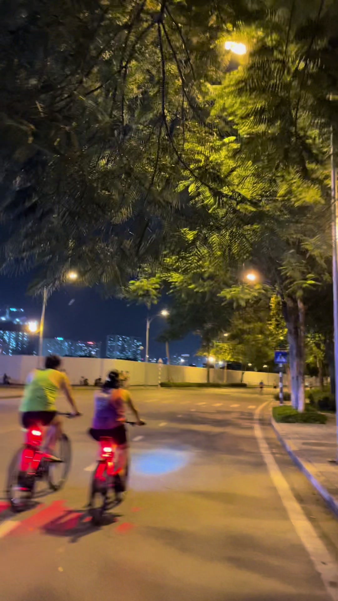 @Hoàng Nga