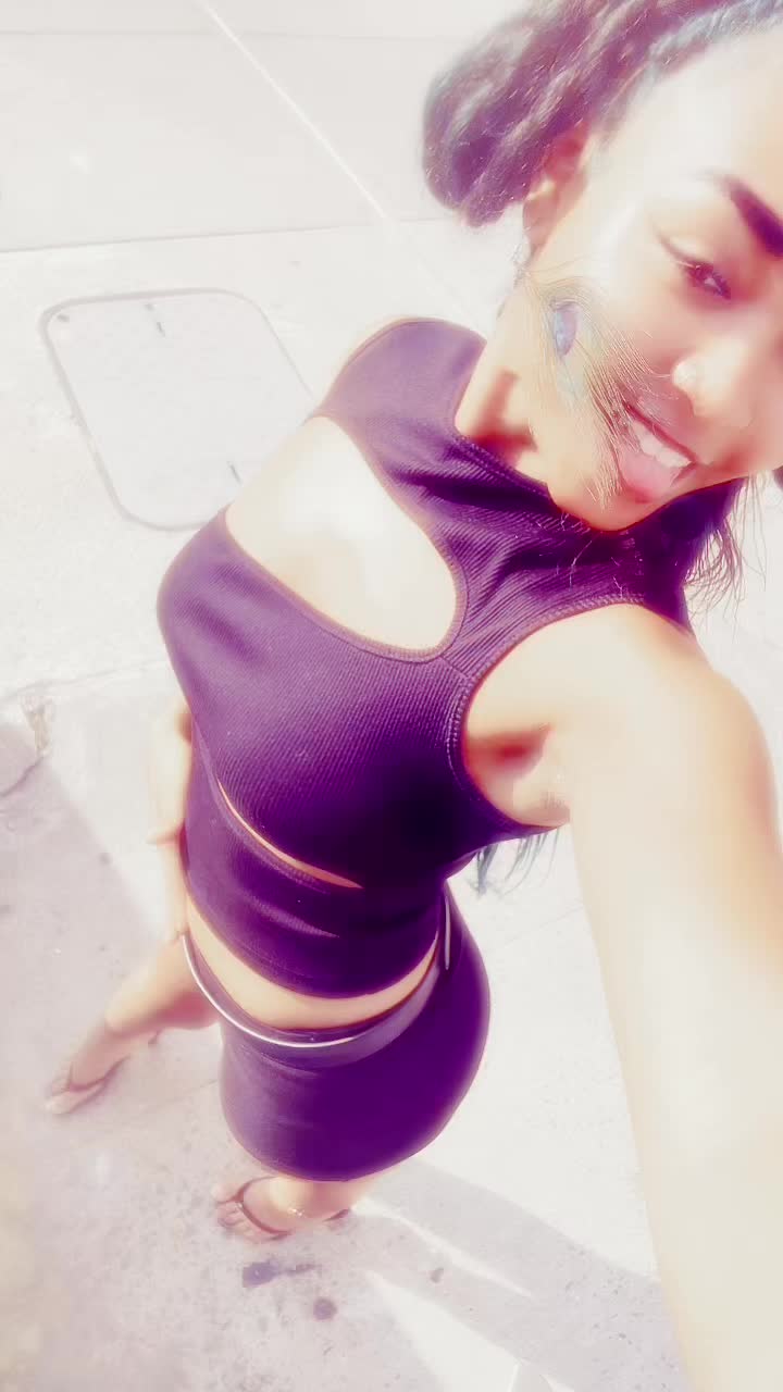 @PRETTY _GIRL_LOCA3๐๐ค