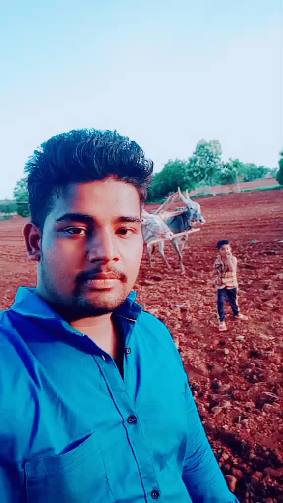 @praveen karisiri