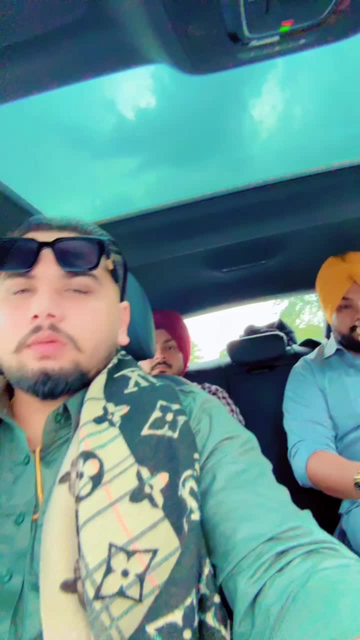 @Simran Sandhu
