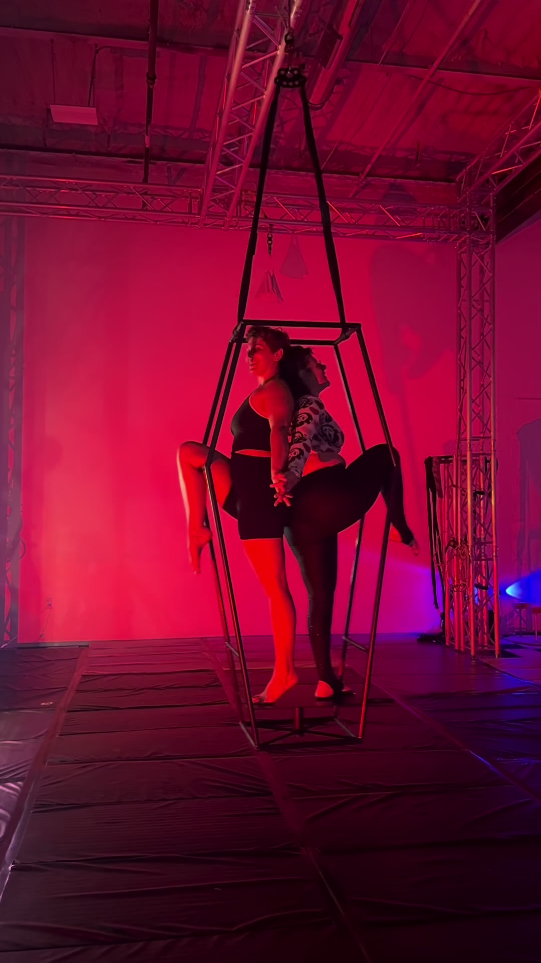 @Sarah | Aerial Instructor