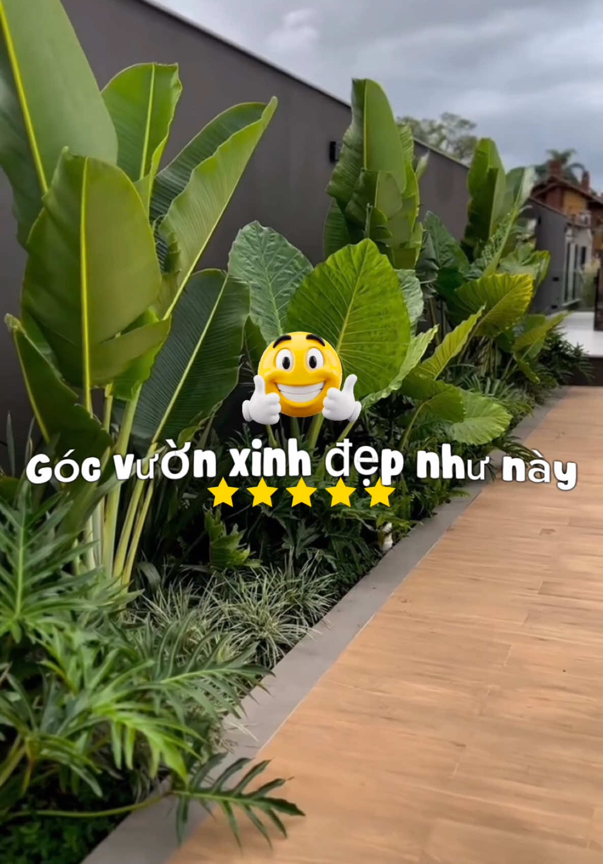@Tiệm L&aacute; Nhỏ