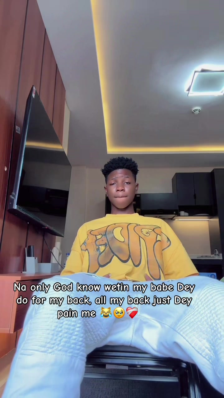 @ENIOLA 🪖💚🧃