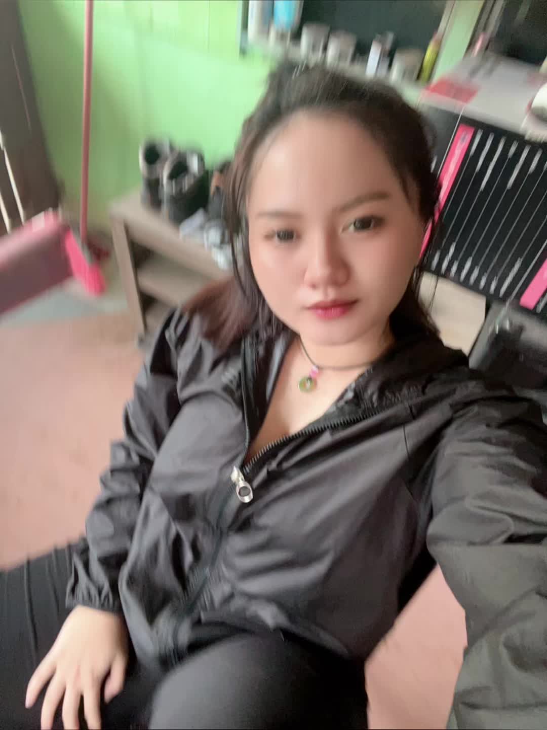 @𝙑𝙚𝙡𝙡.