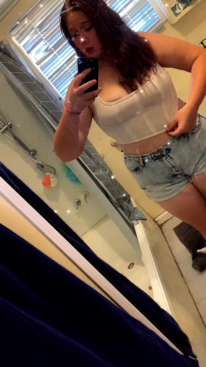 @Mia
