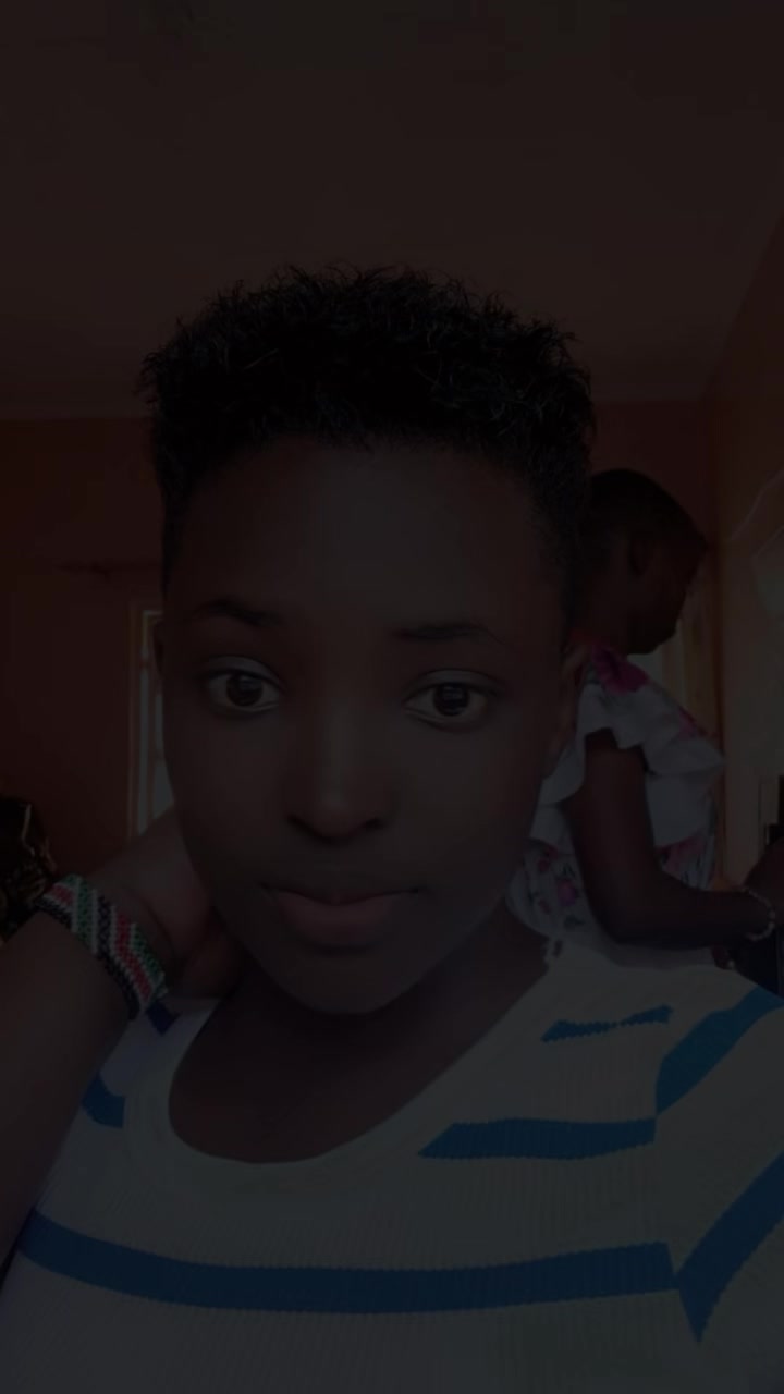 @🦋Achieng 💫