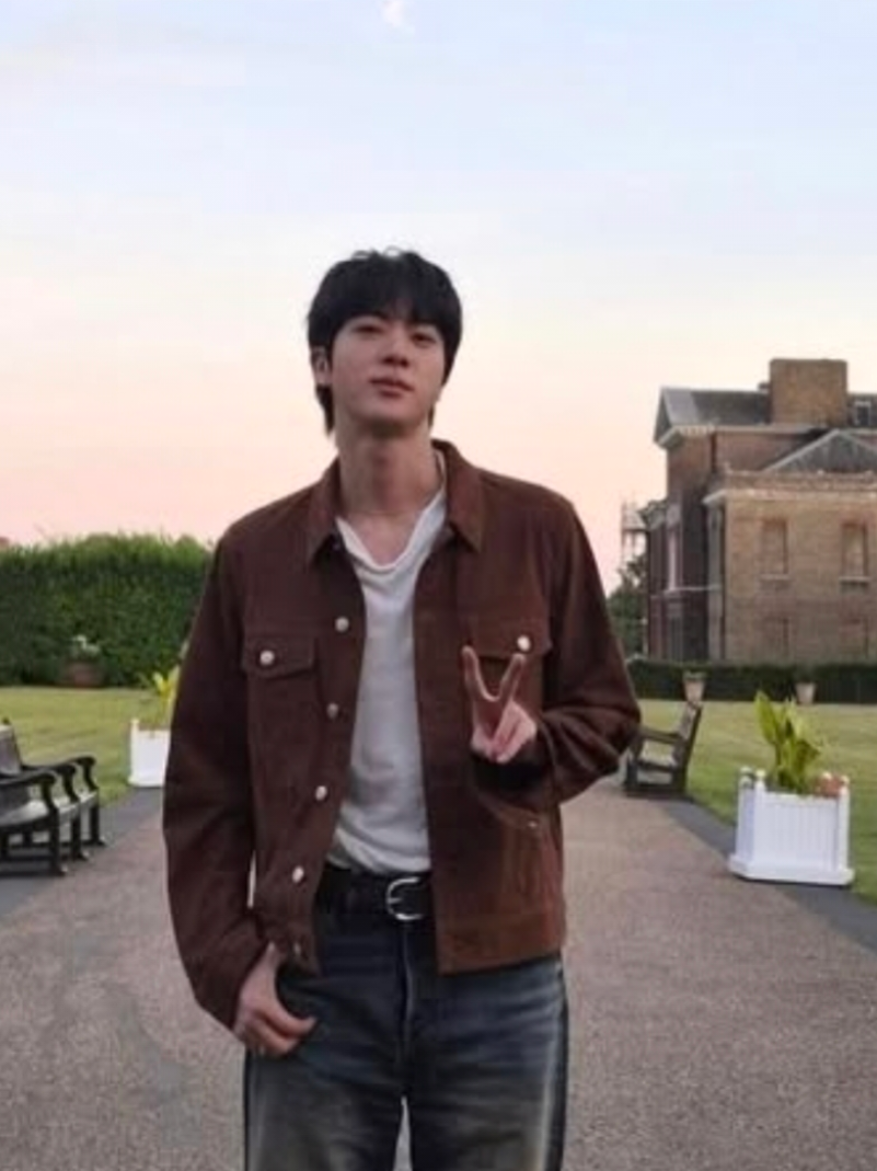@and l❤️ve u Jin