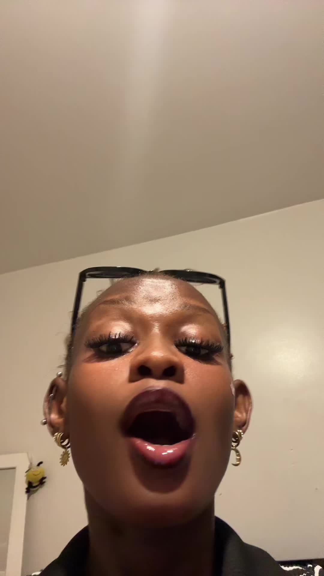@Nina