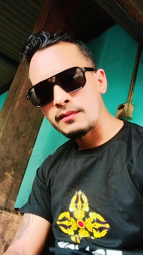 @MANISH RANA CHETTRI 🇳🇵🇳🇵💐