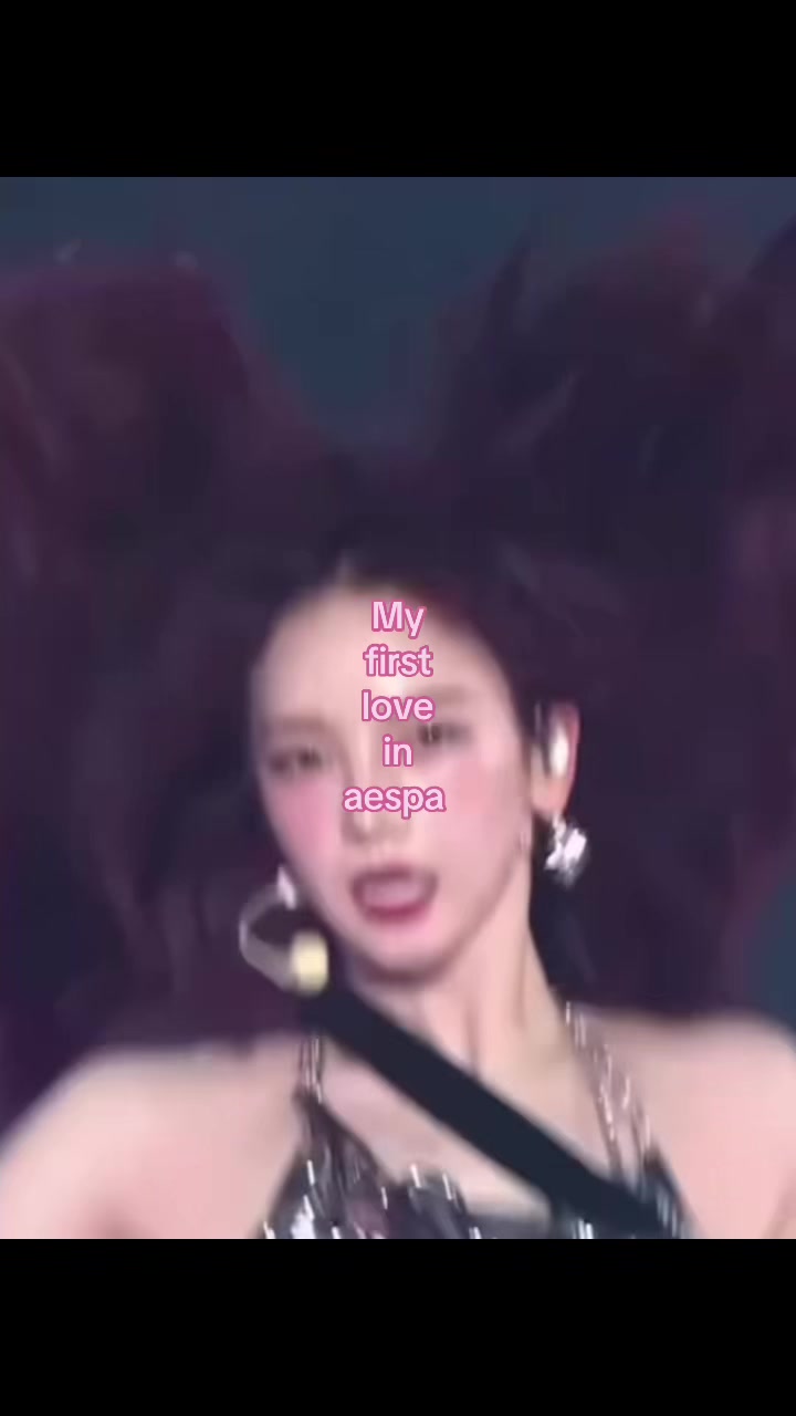 @KARINA