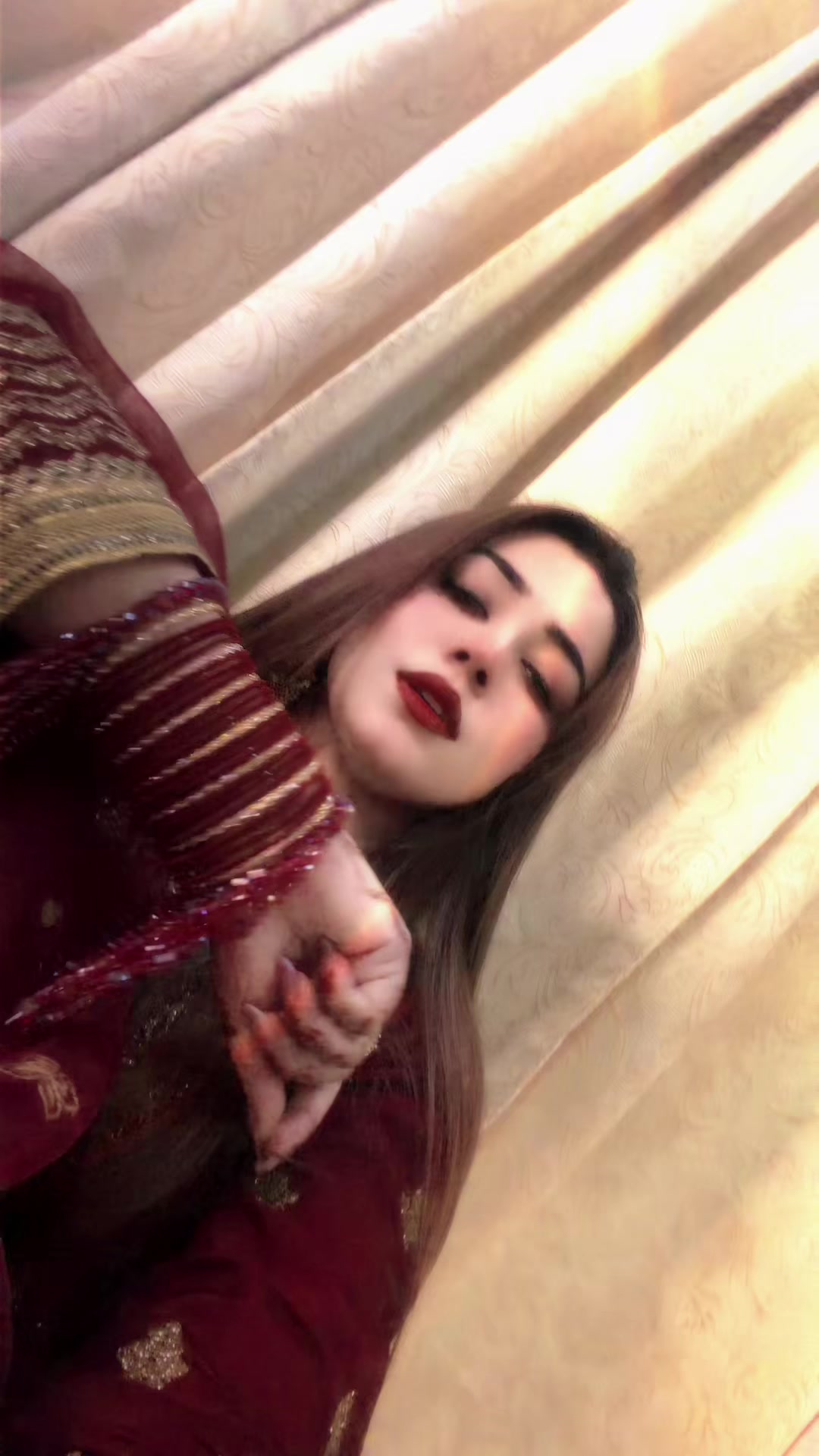@Lovely Khan 🥀