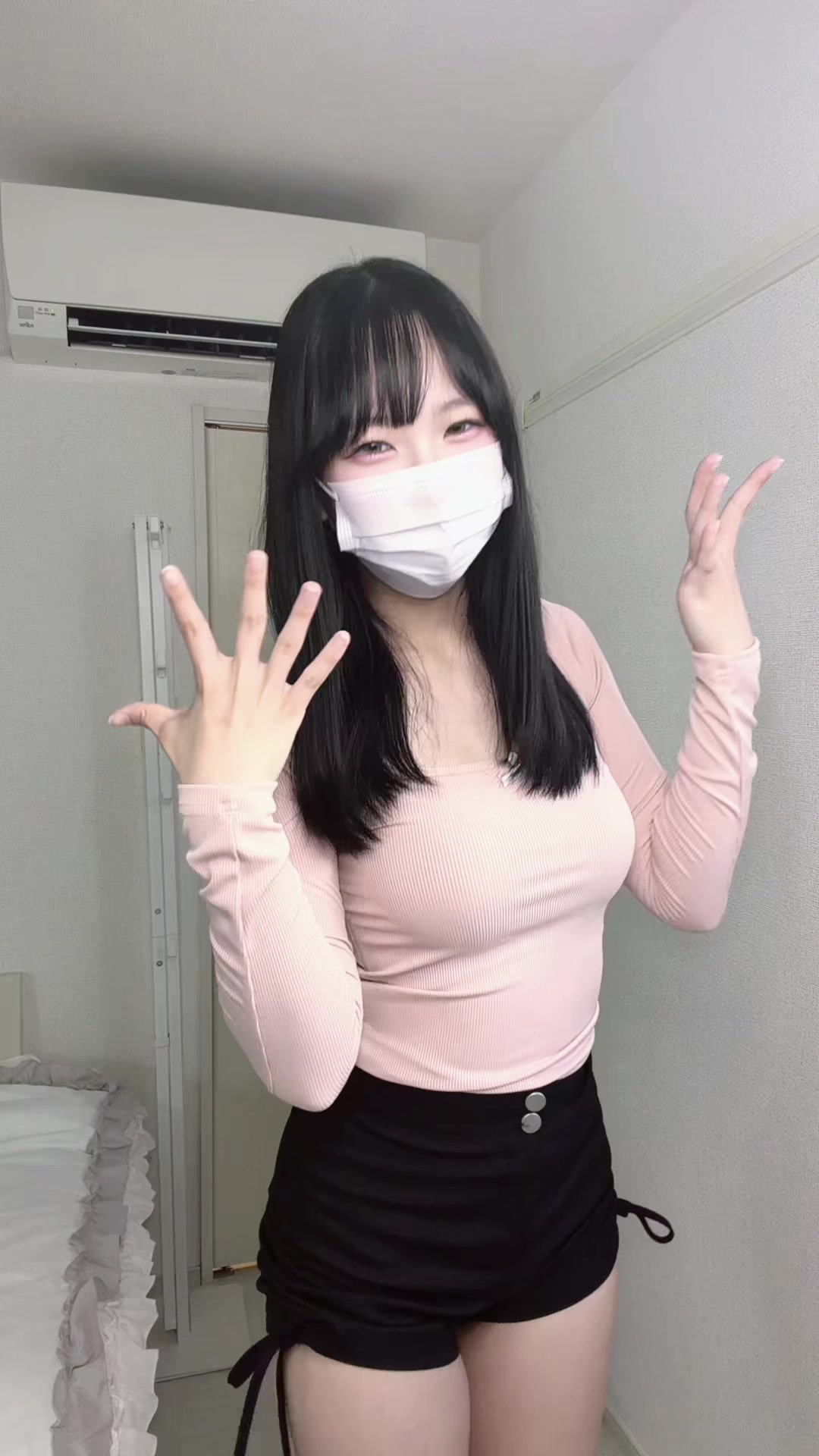 @skri_2525