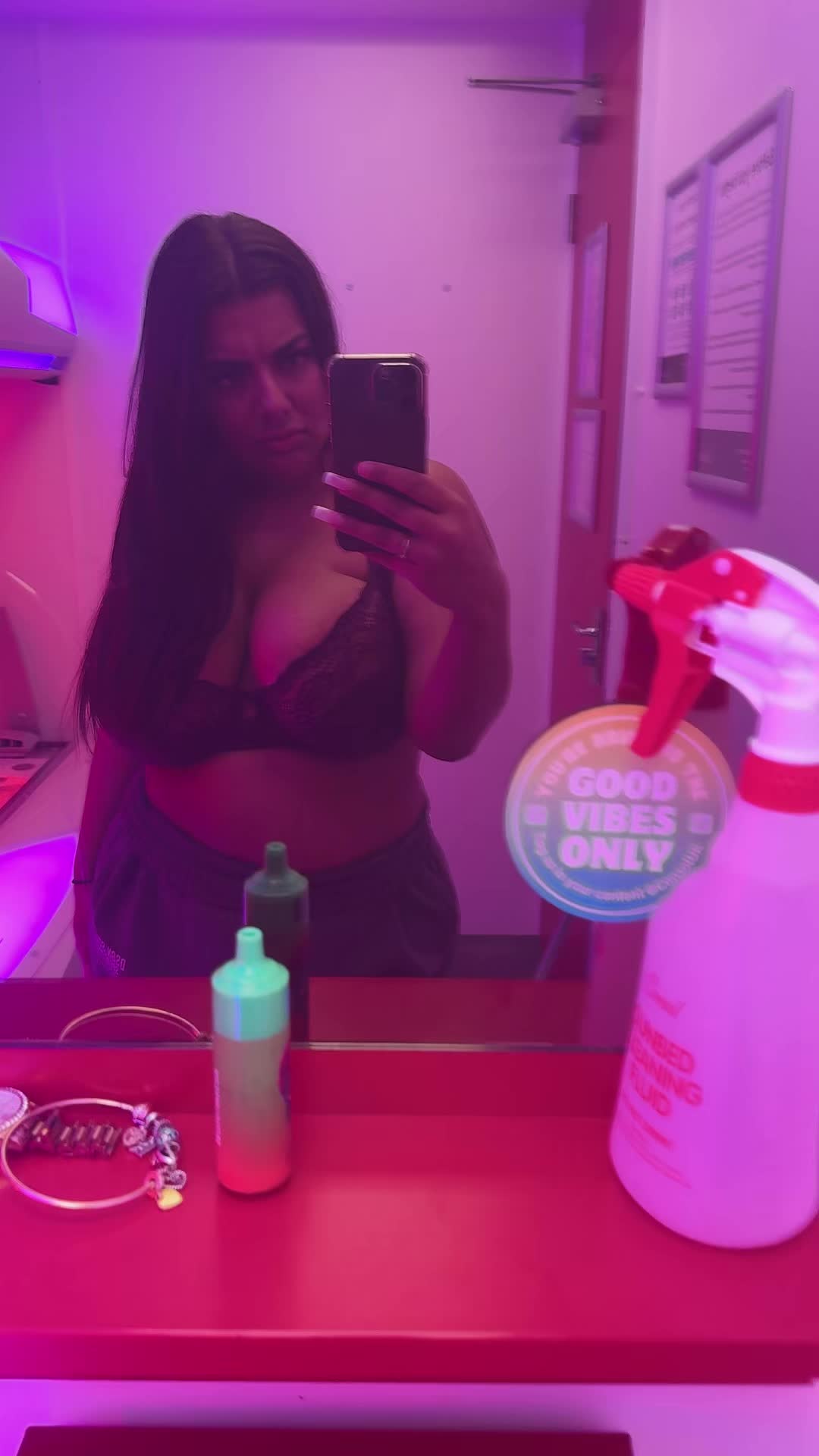 @shahira 😘