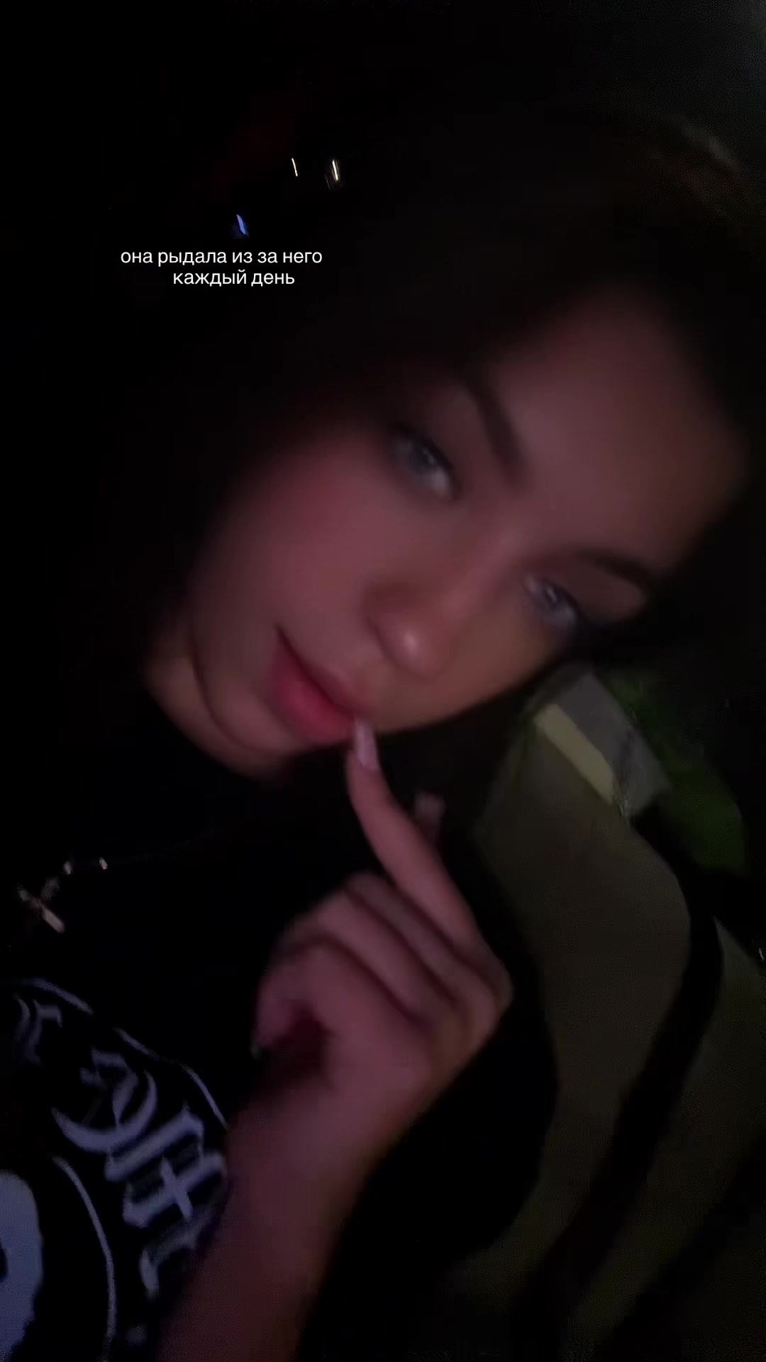 @𝓑𝓻𝓸𝓴𝓮𝓷 𝓗𝓮𝓪𝓻𝓽♡