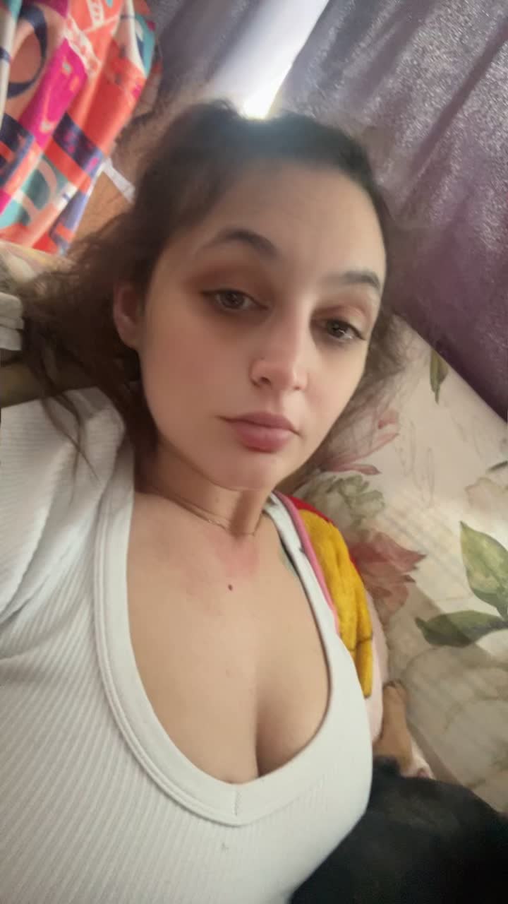 @Lil shadow 🥀🖤💋🖕🏻
