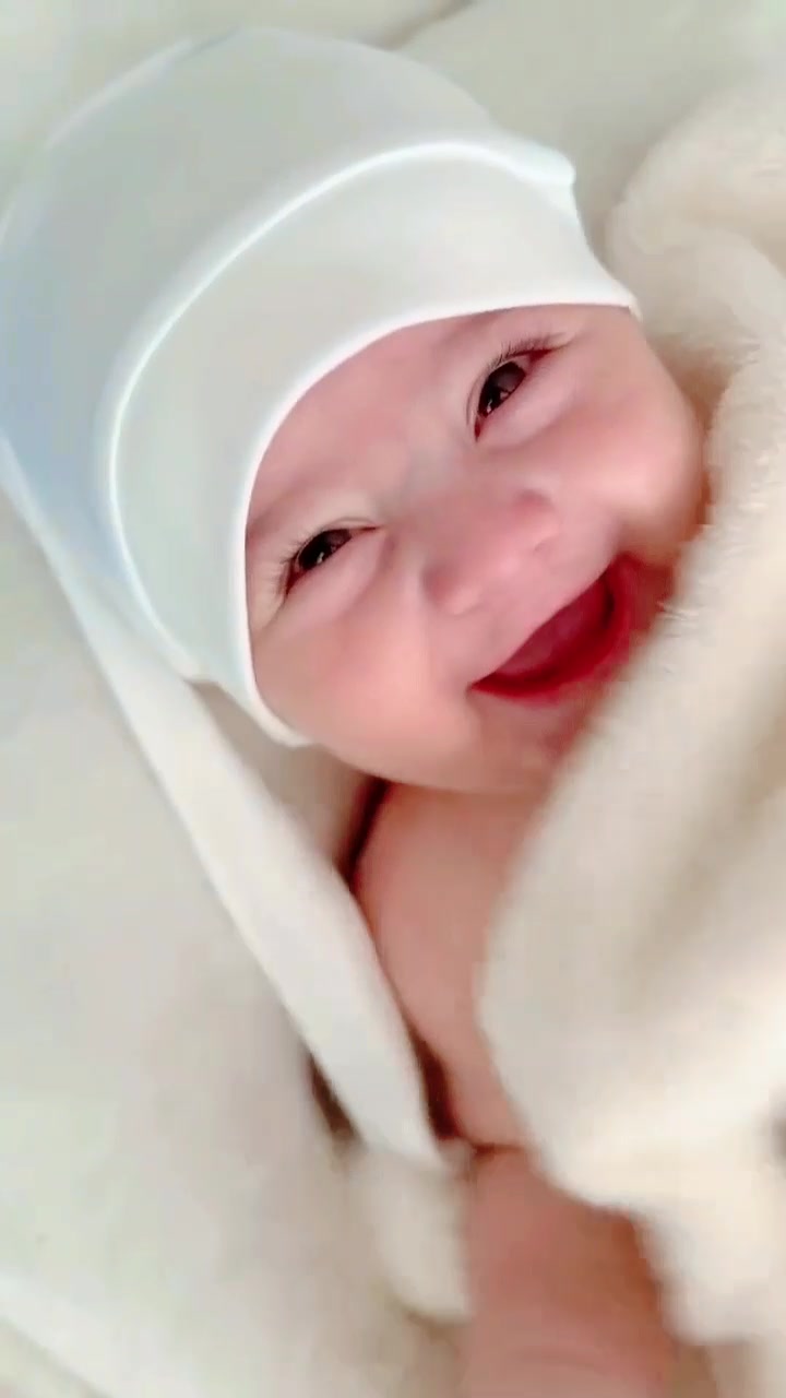 @❤𝐌𝐑𝐒 𝐅𝐚𝐑𝐲𝐚𝐃❤