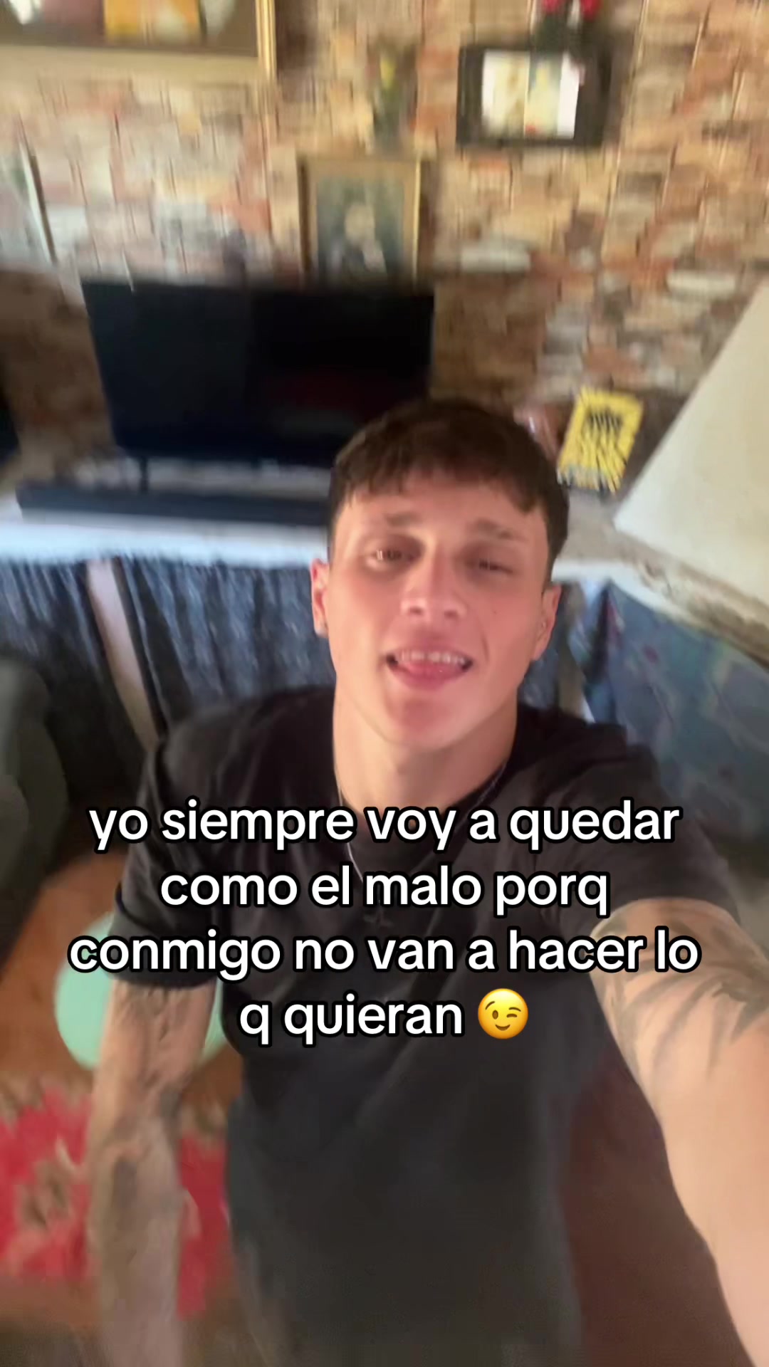 @Andr3s_uy_🗽