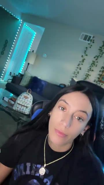 @certifiedlonelylovergirl