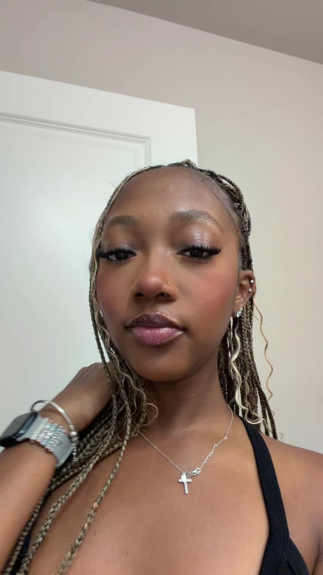 @Raynaa