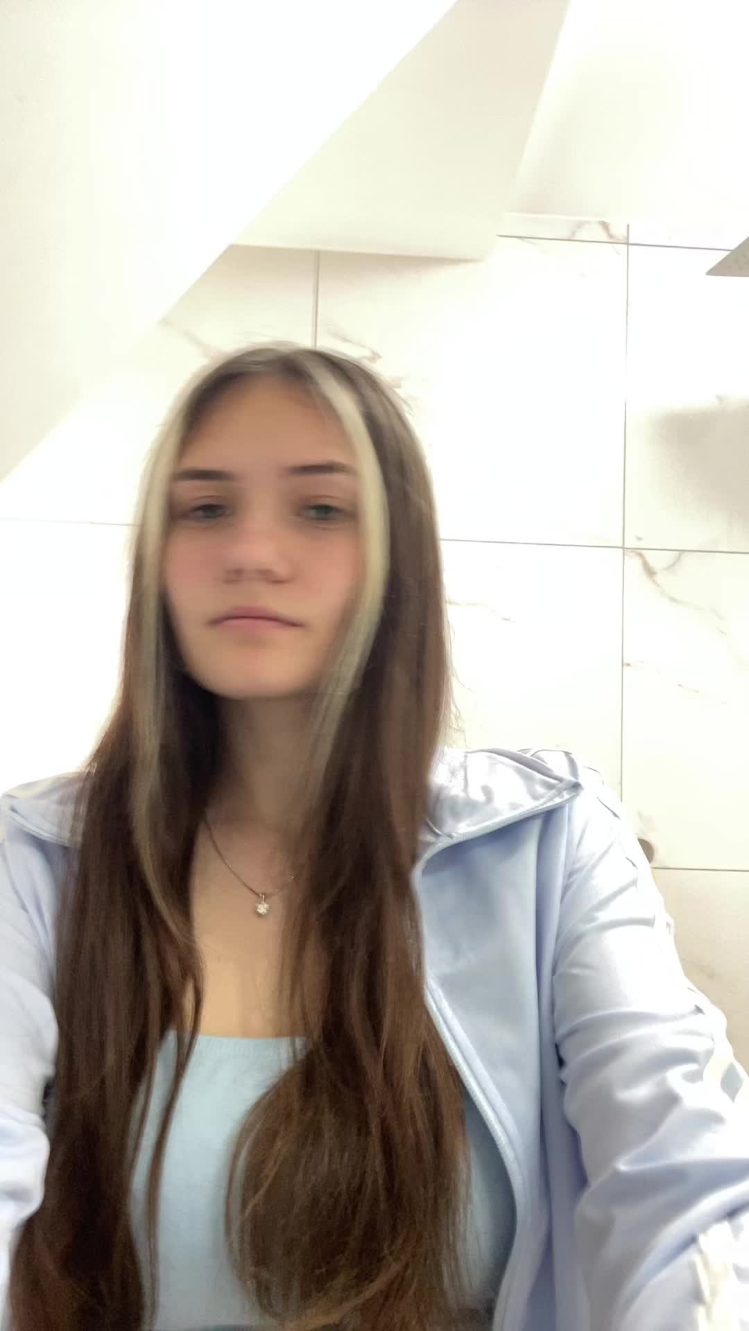 @randomstuffwithvera