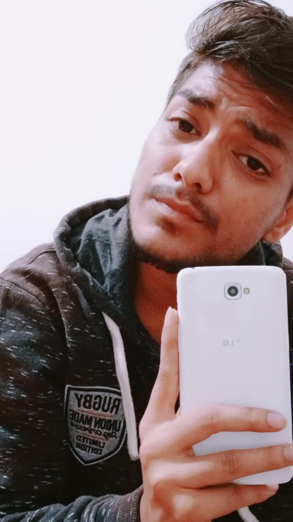 @👑 Yash Soni 👑