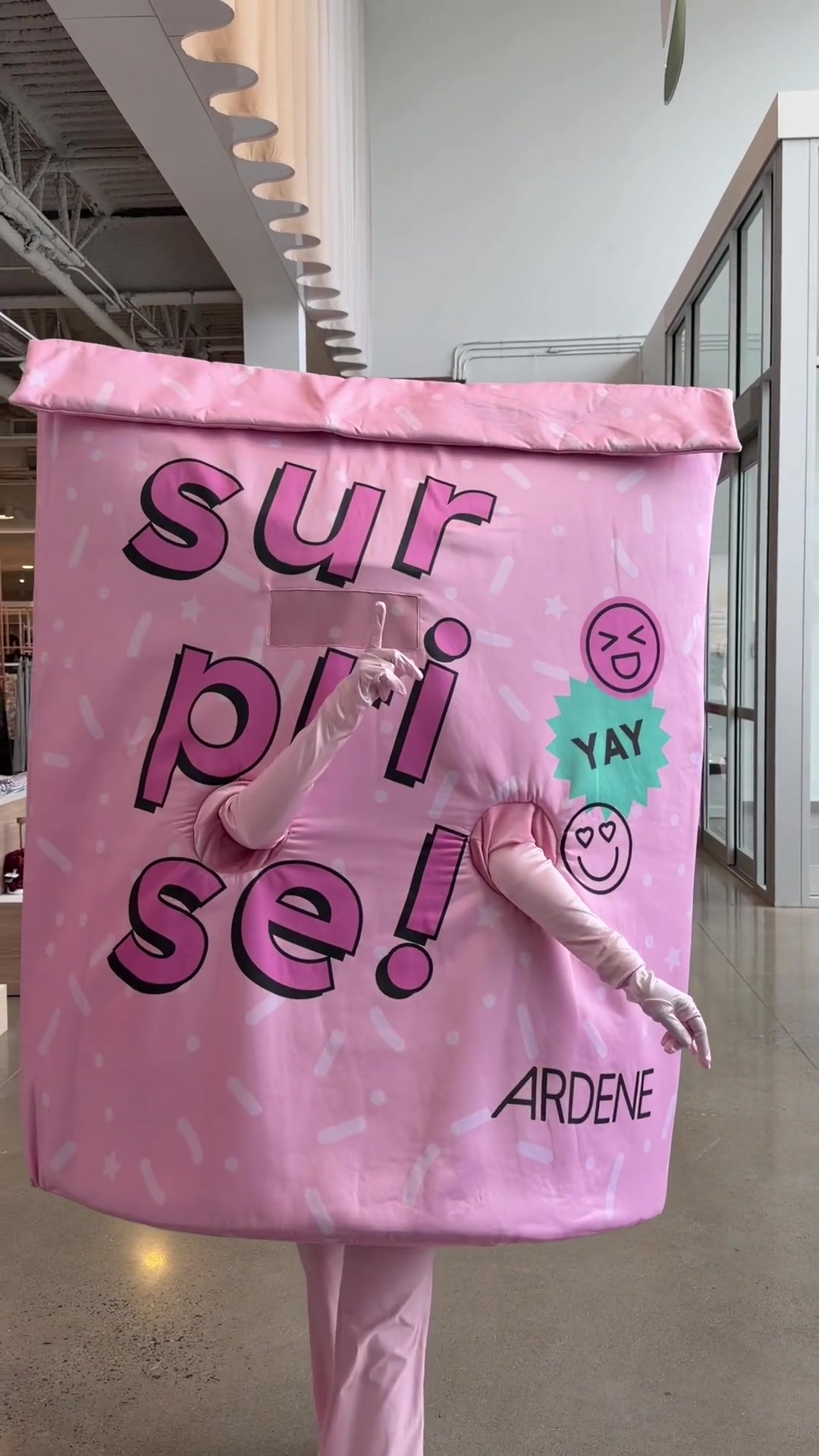 @Ardene