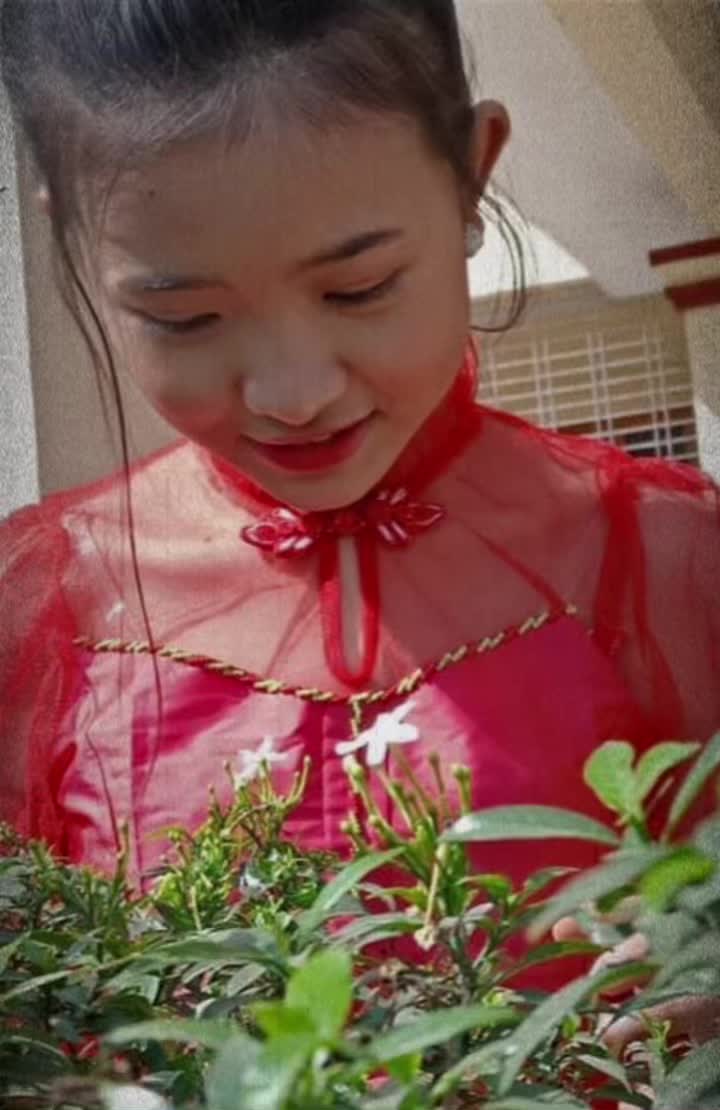 @May Nwe Barbie