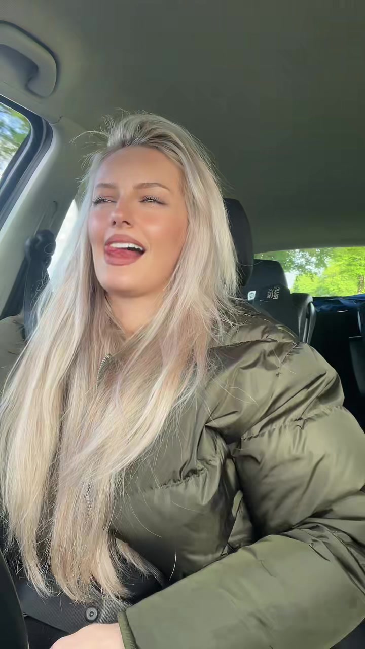 @Viviisbroken