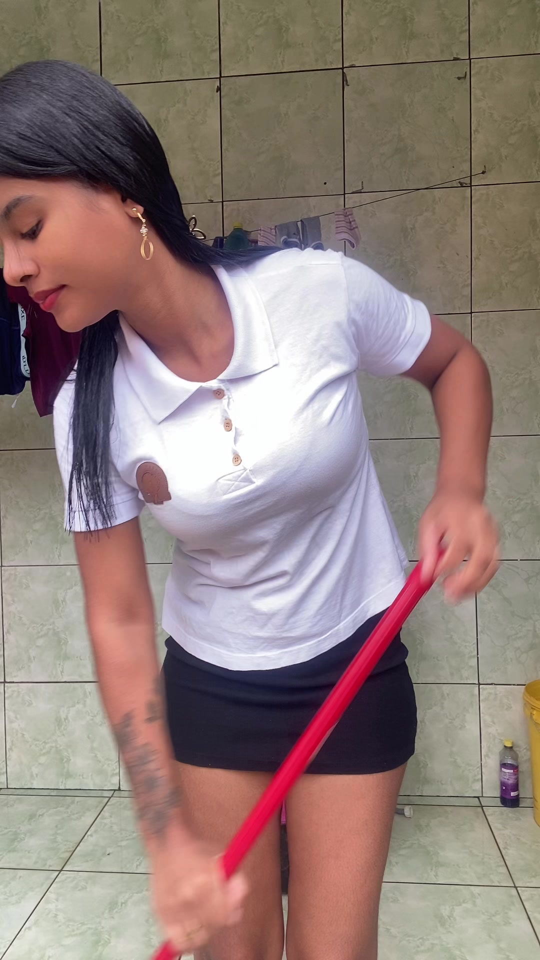 @T&acirc;nia